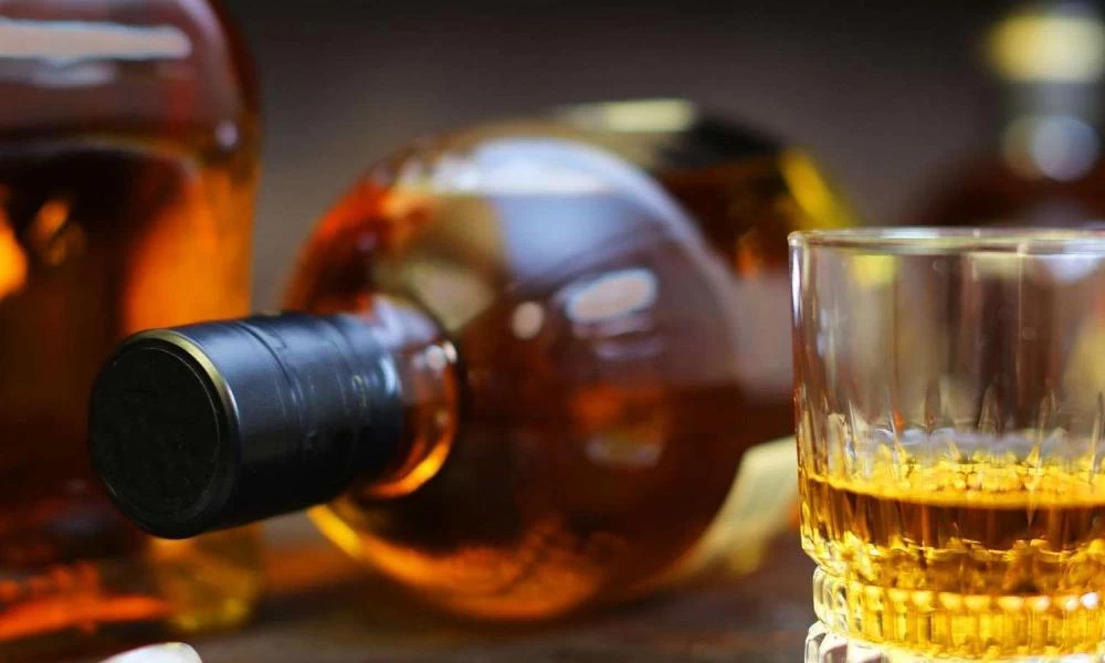 Δεν θα το πιστεύετε ποια χώρα έχει τα ακριβότερα ουίσκι στον κόσμο